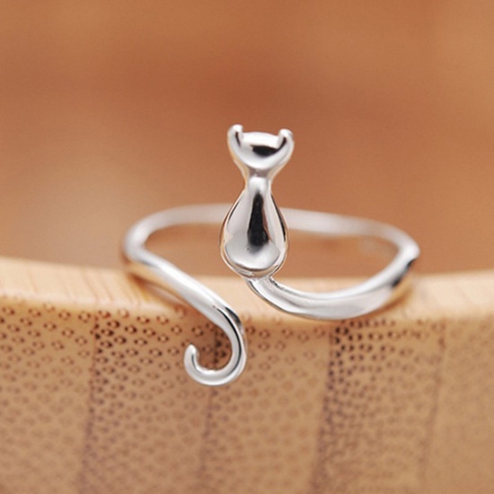 Picture of Zinc Based Alloy Adjustable Knitting Crochet Loop Yarn Guide Finger Ring Cat Animal Silver Tone