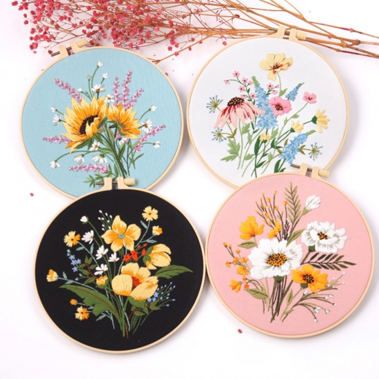 Picture of 1 Set Cotton & Linen Embroidery Kit Package DIY Handmade Decoration Multicolor Flower