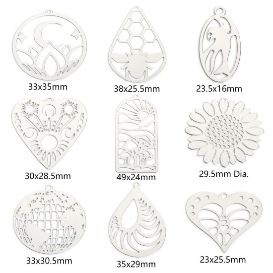 Picture of 304 Stainless Steel Filigree Stamping Pendants Silver Tone Hollow