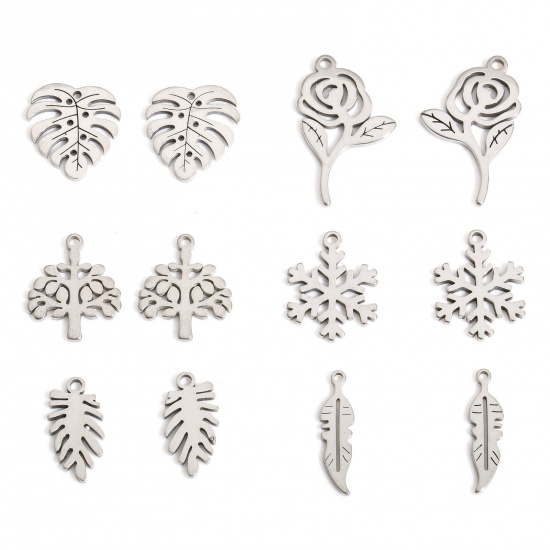 Imagen de Eco-friendly 304 Stainless Steel Exquisite Charms Silver Tone Rose Flower Flower Leaves Hollow
