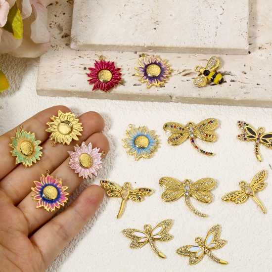 Picture of Eco-friendly 304 Stainless Steel Pastoral Style Charms Gold Plated Multicolor Bee Animal Sunflower Enamel Clear Rhinestone