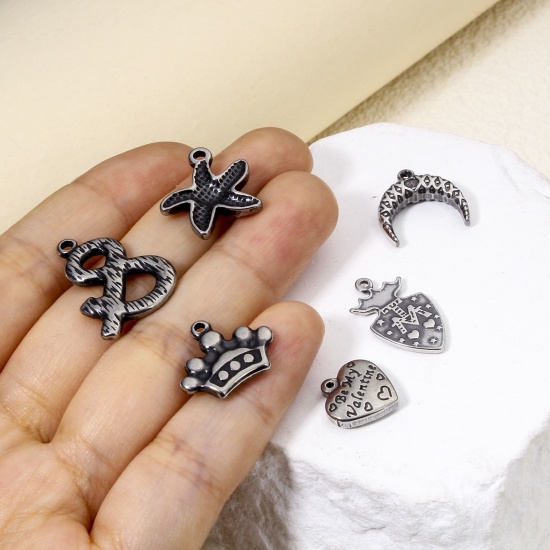 Picture of Eco-friendly 304 Stainless Steel Retro Charms Gunmetal Crown