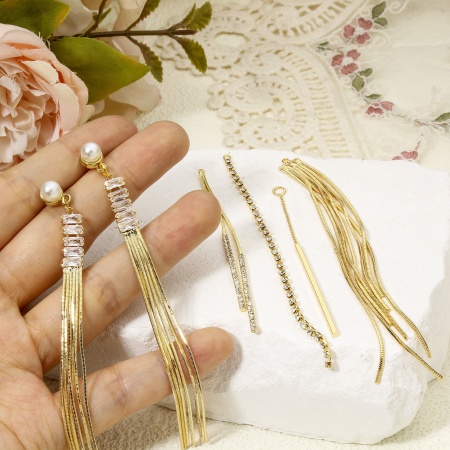 2 Pcs Pendentifs en Laiton Franges Pompons Glands Plaqué Or 18K