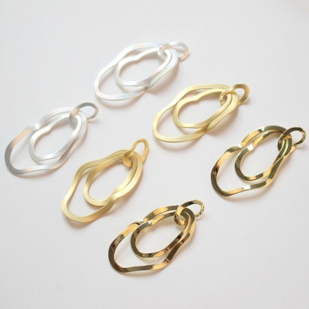 1 Stück Messing Geometrisch Charms Bunt Unregelmäßig Oval Hohl 5cm x 2.4cm