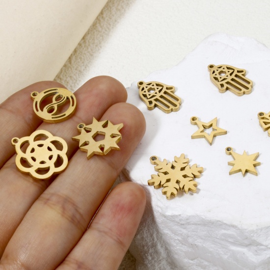 Picture of Vacuum Plating 304 Stainless Steel Cut Out Charms 18K Gold Plated Double-sided Polishing