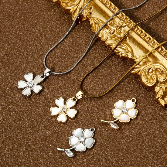 Picture of Eco-friendly Natural Shell & Brass Charms Real Gold Plated Flower