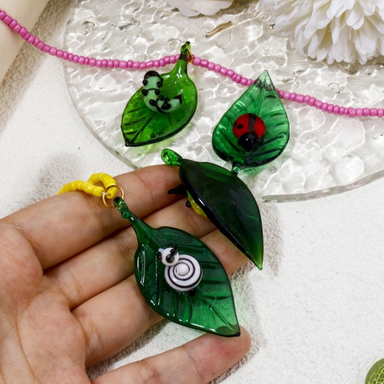 Picture of Lampwork Glass Insect Pendants Green Leaf 3D 5cm x 2.4cm