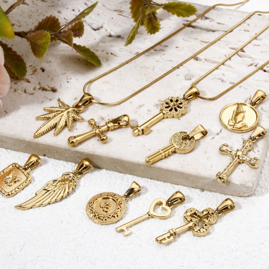 Picture of Vacuum Plating 304 Stainless Steel Retro Charm Pendant Gold Plated Key Cross