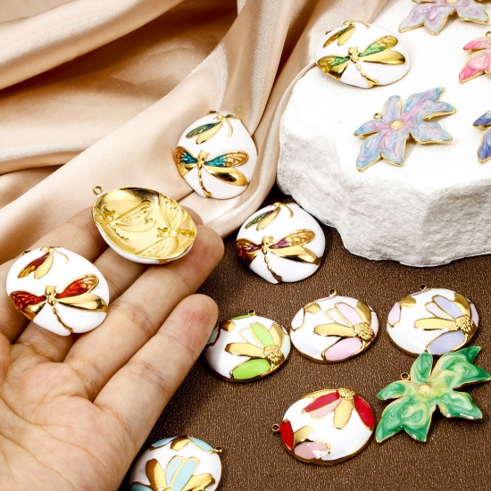 Imagen de 1 Unidad Enchapado al Vacío Ecológico 304 Acero Inoxidable Colección Flora Colgantes Chapado en Oro Esmalte