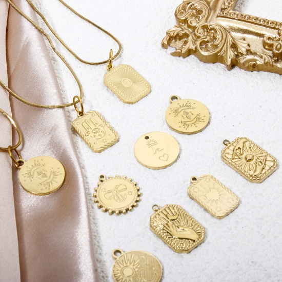 Picture of Eco-friendly Vacuum Plating 304 Stainless Steel Galaxy Charmes Gold Plated Geometric Hamsa Symbol Hand