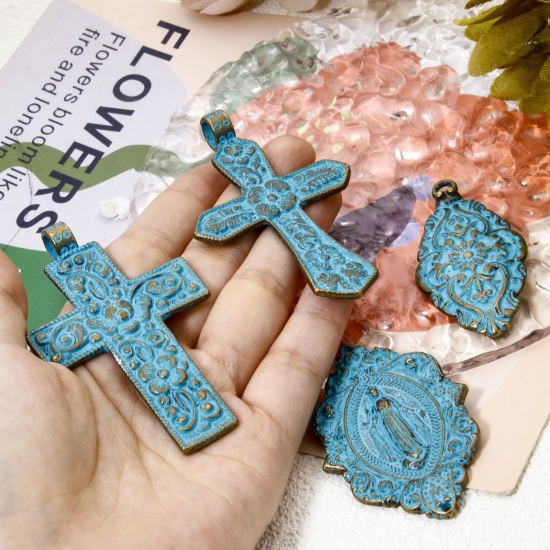 Picture of Zinc Based Alloy Religious Pendants Antique Bronze Blue Carved Pattern Patina