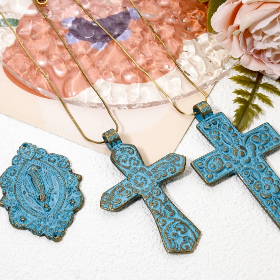 Picture of Zinc Based Alloy Religious Pendants Antique Bronze Blue Carved Pattern Patina