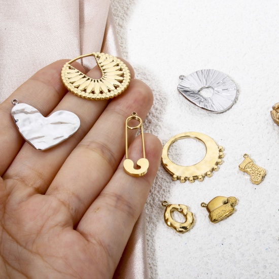 Immagine di 1 Pz Placcatura Sottovuoto Ecologica 304 Acciaio Inossidabile Ciondoli Cuore Oro Placcato Multicolore Cappello