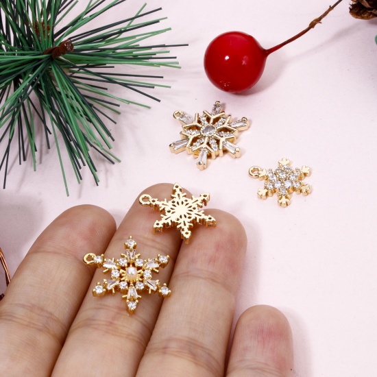 Picture of Brass Christmas Charms 18K Gold Plated Christmas Snowflake Clear Cubic Zirconia