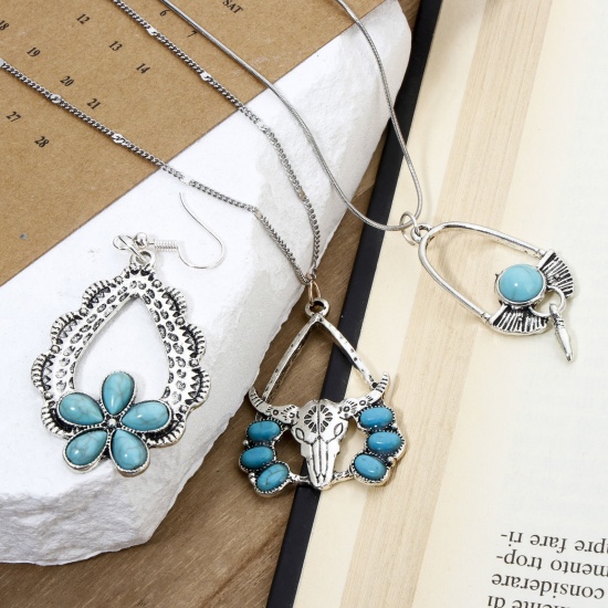 Picture of Zinc Based Alloy Boho Chic Bohemia Pendants Antique Silver Color With Resin Cabochons Imitation Turquoise