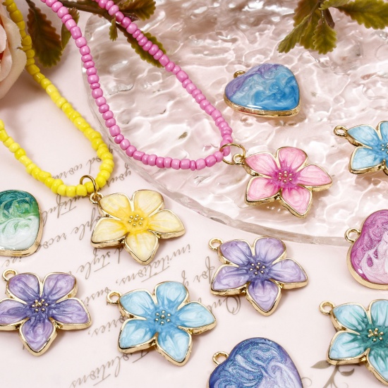 Picture of Zinc Based Alloy Charms Gold Plated Gradient Color Multicolor Pearlized Flower Heart Enamel