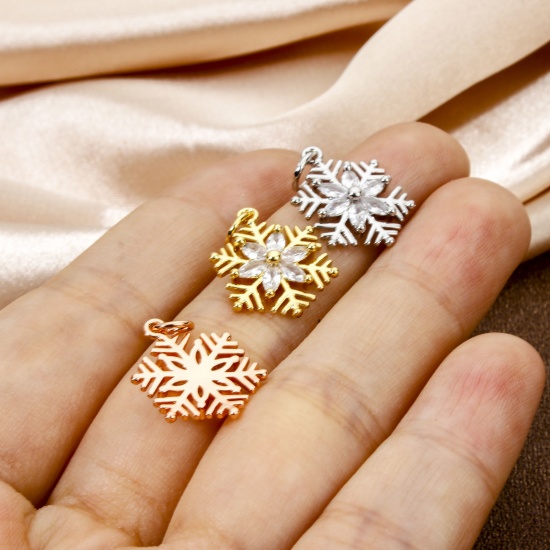 Image de 1 Pièce Breloques Noël en Laiton Respectueux de la Nature Flocon de Neige de Noël Plaqué Or Véritable 20mm x 13mm