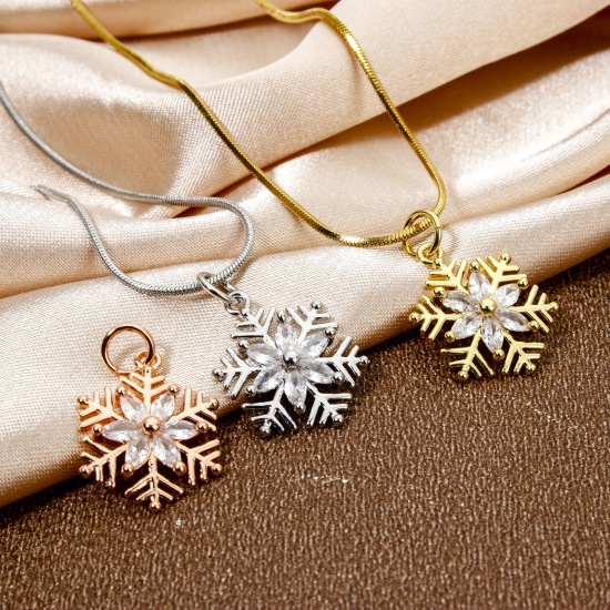 Image de 1 Pièce Breloques Noël en Laiton Respectueux de la Nature Flocon de Neige de Noël Plaqué Or Véritable 20mm x 13mm