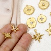 Immagine di 2 Pz Placcatura Sottovuoto Ecologica 304 Acciaio Inossidabile Galassia Ciondoli Stella Oro Placcato Sole Trasparente Strass