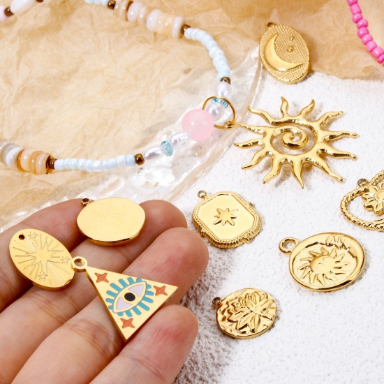 Picture of Eco-friendly Vacuum Plating 304 Stainless Steel Charms Gold Plated Sun Star