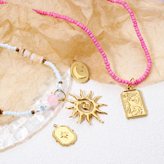 Picture of Eco-friendly Vacuum Plating 304 Stainless Steel Charms Gold Plated Sun Star