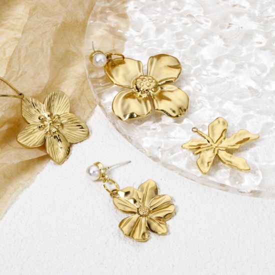 Image de 2 Pcs Pendentifs en 304 Acier Inoxydable Placage Sous Vide Écologique Collection Végétale Fleur Plaqué Or Véritable 18K Feuilles