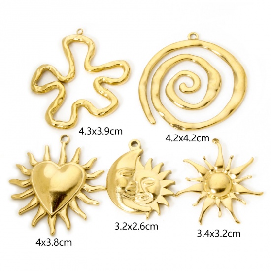 Picture of Eco-friendly Vacuum Plating 304 Stainless Steel Galaxy Pendants 18K Real Gold Plated Sun Moon
