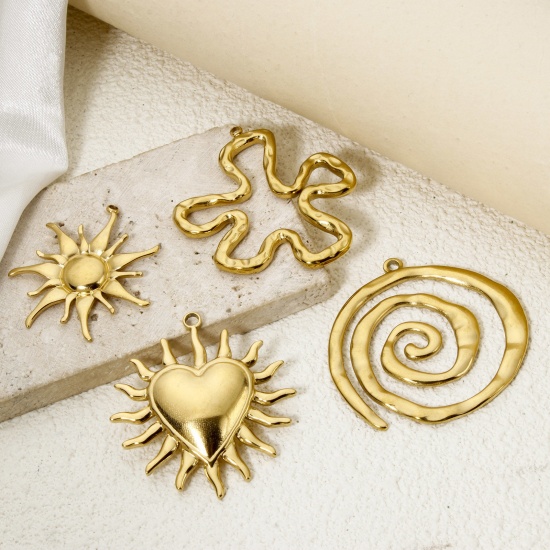 Picture of Eco-friendly Vacuum Plating 304 Stainless Steel Galaxy Pendants 18K Real Gold Plated Sun Moon