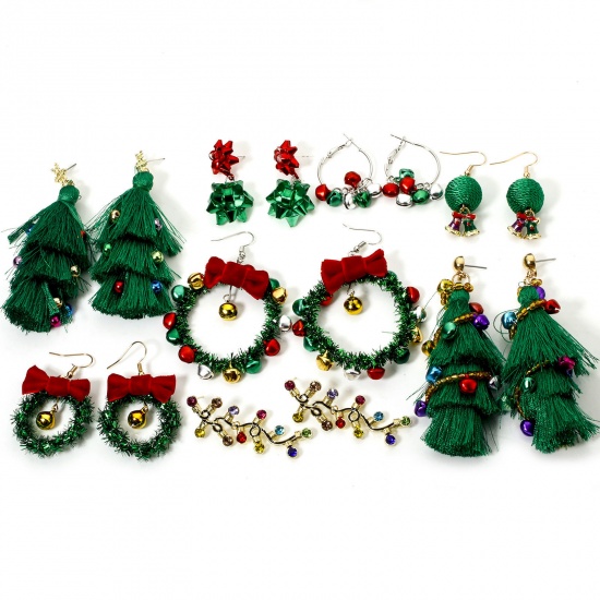 1 Pair Zinc Based Alloy Earrings Multicolor Christmas Tree Christmas Jingle Bell 3D Post/ Wire Size: (21 gauge) の画像