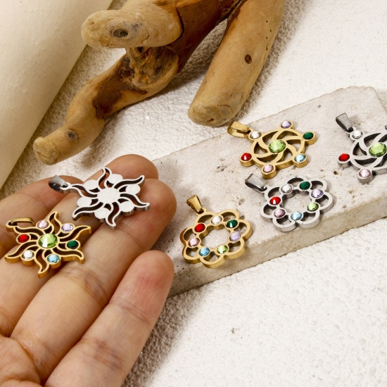 1 Piece 304 Stainless Steel Pendants Yoga Healing Hollow Multicolor Rhinestone の画像