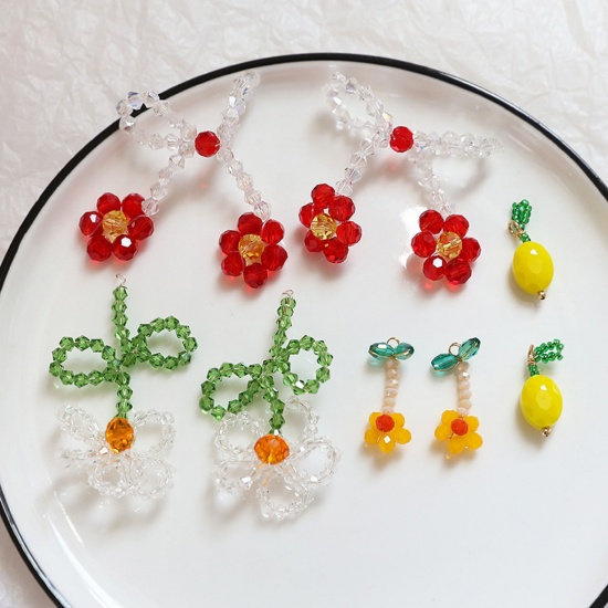 2 PCs Iron Based Alloy & Glass Crochet Knitted Weaving Charms Multicolor Fruit Flower の画像