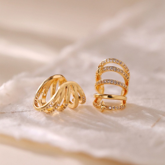 Image de 1 Paire Boucles d'Oreille pour Cartilage Simple en Laiton Respectueux de la Nature À la Mode Forme de C Texture Plaqué Or Véritable 18K Pour Femmes