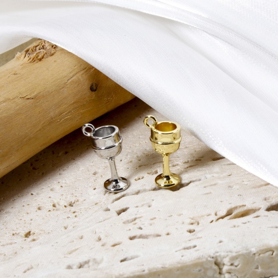 Imagen de 2 Unidades Latón 3D Colgantes Copa de Vino 18mm x 9mm