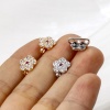 Immagine di 2 Pz Ecologico Ottone Perline Distanziatrici per Gioielli Fai-da-te che Fanno Risultati 3 Fori Vero Oro Placcato Fiore Trasparente Cubic Zirconiae 10mm x 8mm, Buco: Circa 1.5mm