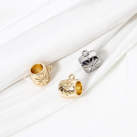 Imagen de 5 Unidades Respetuoso del Medio Ambiente Latón Cuentas de Fianza con Lazo para Accesorios de Fabricación de Joyas de Bricolaje Barril Estrella Oro Real Chapado 10mm x 8mm