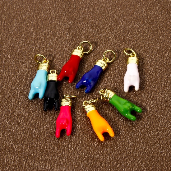 Image de 1 Pièce Breloques Respectueux de la Nature en Laiton Plaqué Or Véritable 18K Émail Geste Signe de Rock 'n' Roll 21mm x 6mm