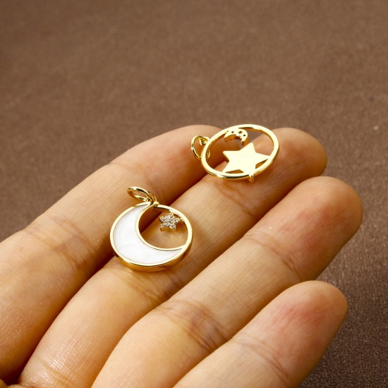 Imagen de 2 Unidades Respetuoso del Medio Ambiente Latón Galaxia Colgantes 18K Oro Real Chapado Esmalte Ronda Micro Pave Claro Circón Artificial 19mm x 14mm