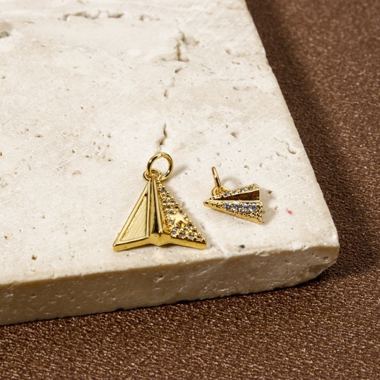 Image de 2 Pcs Breloques Origami Respectueux de la Nature en Laiton Plaqué Or Véritable 18K Avion en Origami Micro Pave à Zircone Cubique Clair