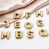 2 個 エコフレンドリー 真空メッキ 304ステンレス鋼 チャーム 18Kリアルゴールドメッキ キャピタルレター 文字「 A-Z」 の画像