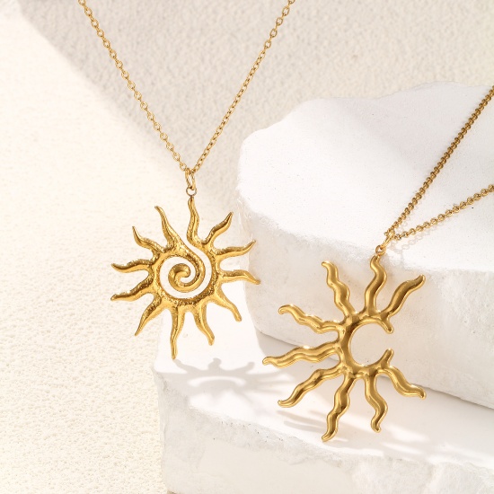 Picture of Eco-friendly PVD Vacuum Plating Stylish Galaxy 18K Real Gold Plated 304 Stainless Steel Link Cable Chain Sun Pendant Charm Necklace For Women Gift 45cm(17.7") + 5cm(2") long