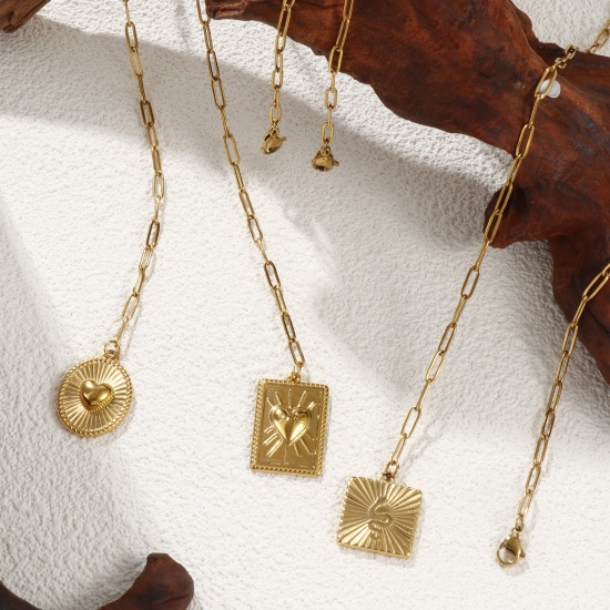 Image de 1 Pièce Collier à Pendentif Chaîne de Trombone Élégant en 304 Acier Inoxydable Placage Sous Vide Écologique Élégant Plaqué Or 18K Cœur Serpents Pour Femmes Cadeau 60cm long