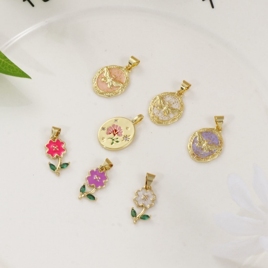 Imagen de 2 Unidades Latón Colgantes Chapado en Oro de 18K Multicolor Esmalte Flor Mariposa