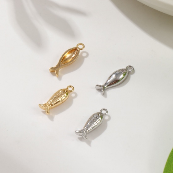 Изображение 2 PCs Eco-friendly Brass Ocean Jewelry Charms Real Gold Plated Fish Animal