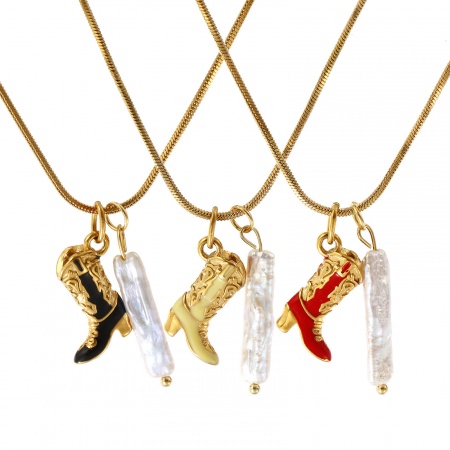 18K Echtgold plattiert Quadratische Schlangenkette Stiefel Anhänger Halskette, 304 Edelstahl & Naturperle 45cm + 5cm, Für Frauen, Emaille 3D, West-Cowboy Barock Geschenk, Umweltfreundliche PVD-Vakuumbeschichtung