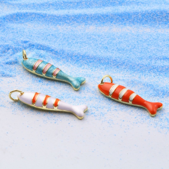 Immagine di 1 Pz Ecologico Ottone Ciondoli 18K Vero Oro Placcato Smalto Pesce Striscia 27mm x 6.5mm