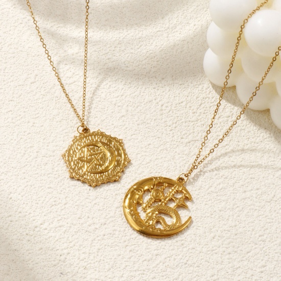 Image de Collier à Breloques Plaqué Or Véritable 18K en 304 Acier Inoxydable Pour Femmes, Chaîne Maille Forçat 45cm + 5cm, Galaxie Vintage Cadeau, Revêtement sous Vide PVD Respectueux de l'Environnement, 1 Pièce