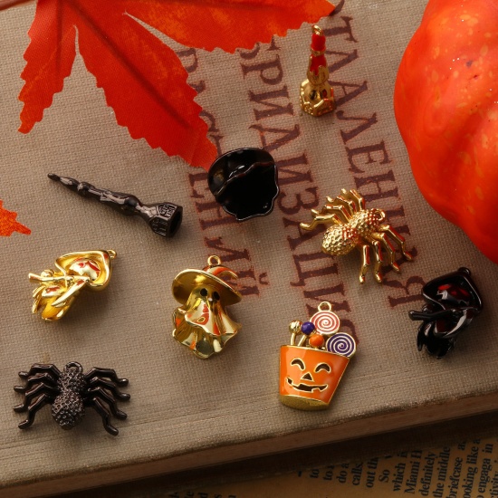 1 Piece Brass Halloween Pendants Multicolor Enamel Halloween Spider Animal Halloween Ghost の画像