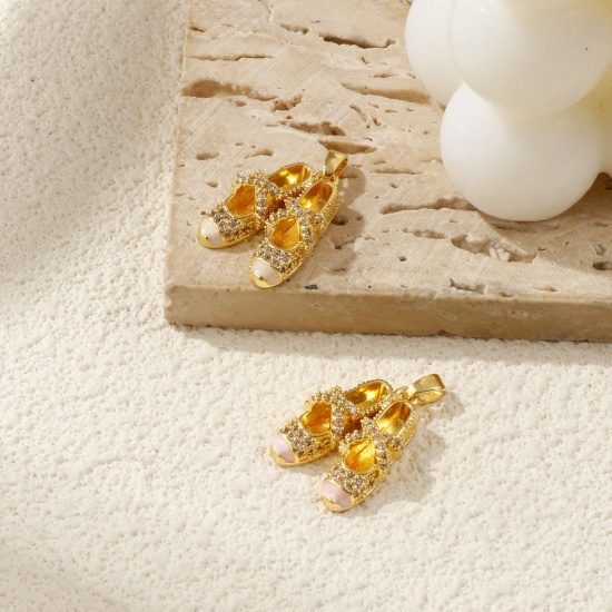 Immagine di 2 Pz Ecologico Ottone Abiti Ciondoli Pendenti 18K Vero Oro Placcato Smalto Scarpe di Balletto Madreperla Trasparente Cubic Zirconiae 25mm x 15mm