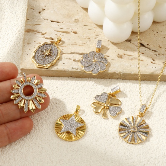 Brass Charms 18K Gold Plated & Platinum Plated Two Tone Clear Cubic Zirconia の画像