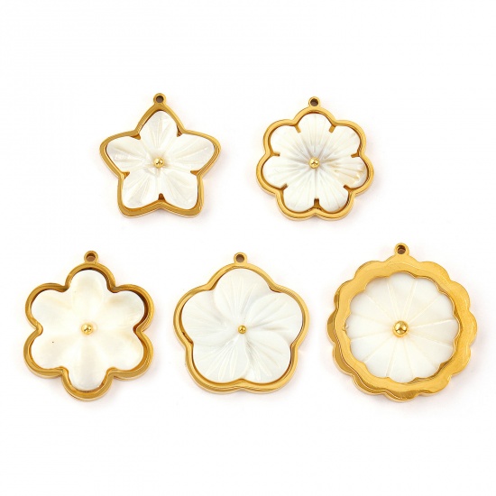 Picture of Eco-friendly PVD Vacuum Plating 304 Stainless Steel & Natural Shell Charms 18K Real Gold Plated White Flower